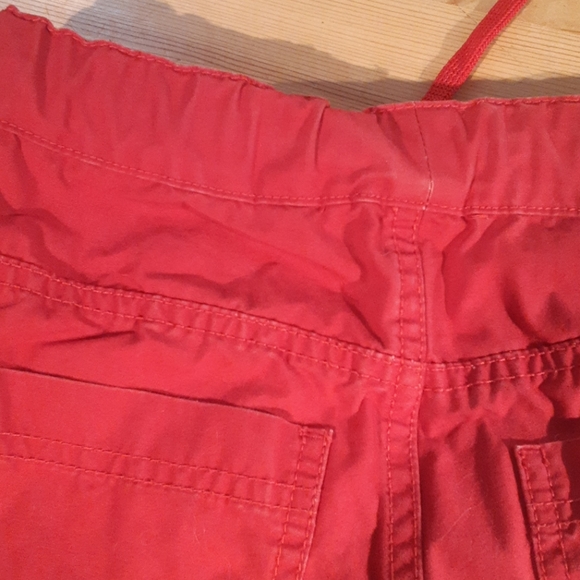 Red shorts United Colors of Benetton - Picture 3 of 4